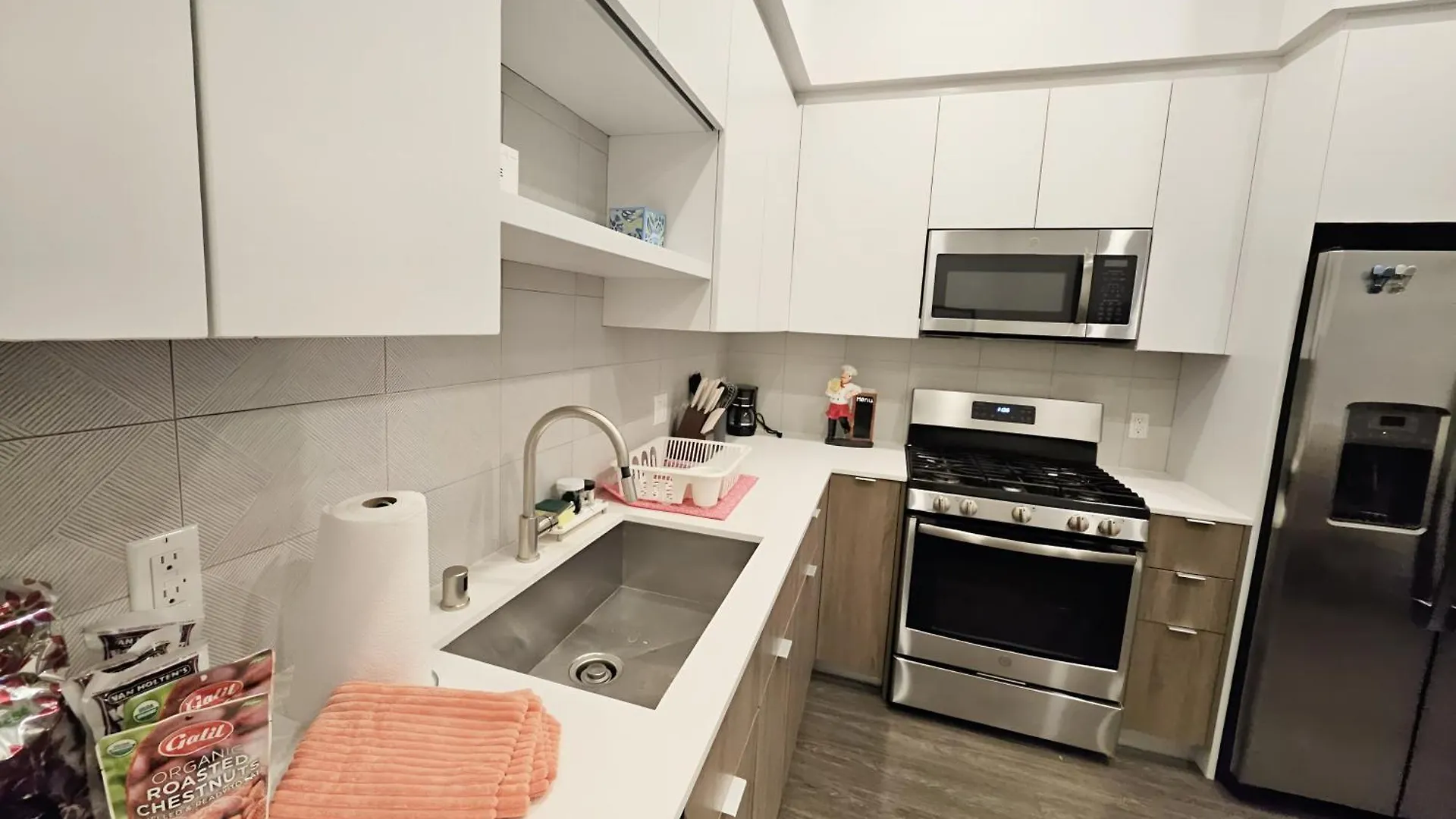Stayspro - Venice Beach Luxury Apartments Minutes To The Marina And Santa Monica Limited Time Free Parking Los Angeles 0*,  United States